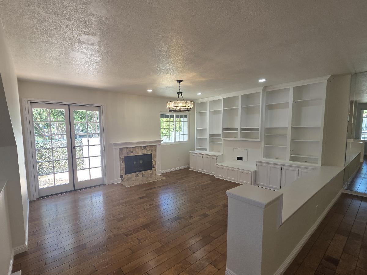 HB 4BR/4Bath Townhome in Gated Community property image