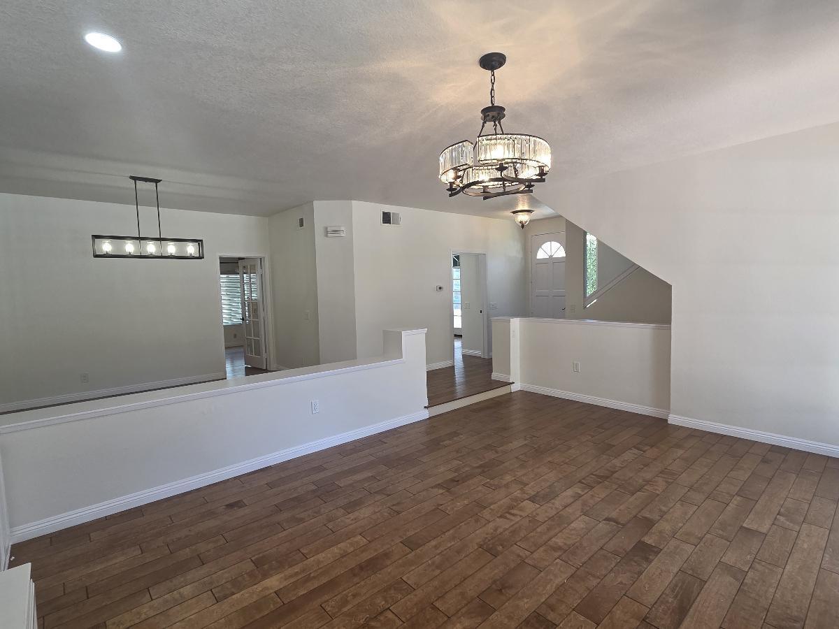 HB 4BR/4Bath Townhome in Gated Community property image