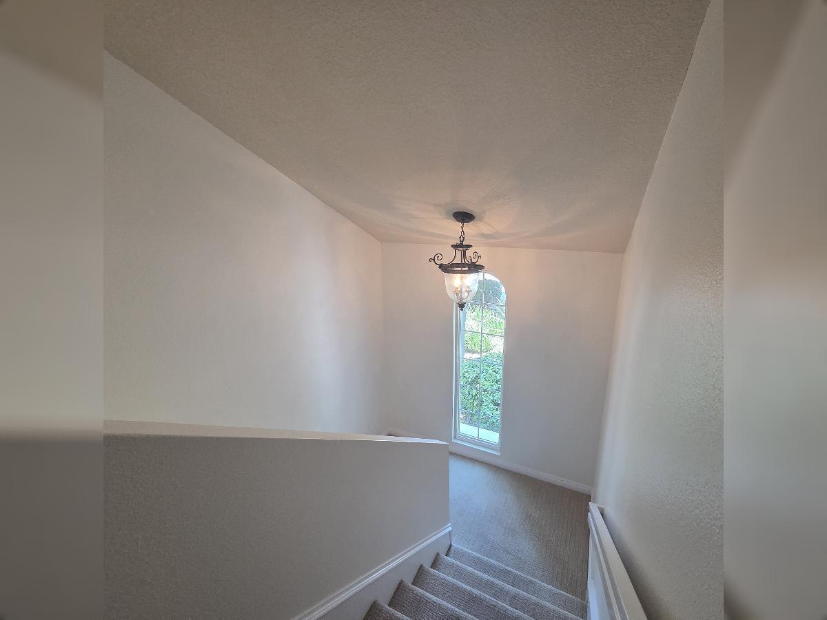 HB 4BR/4Bath Townhome in Gated Community property image
