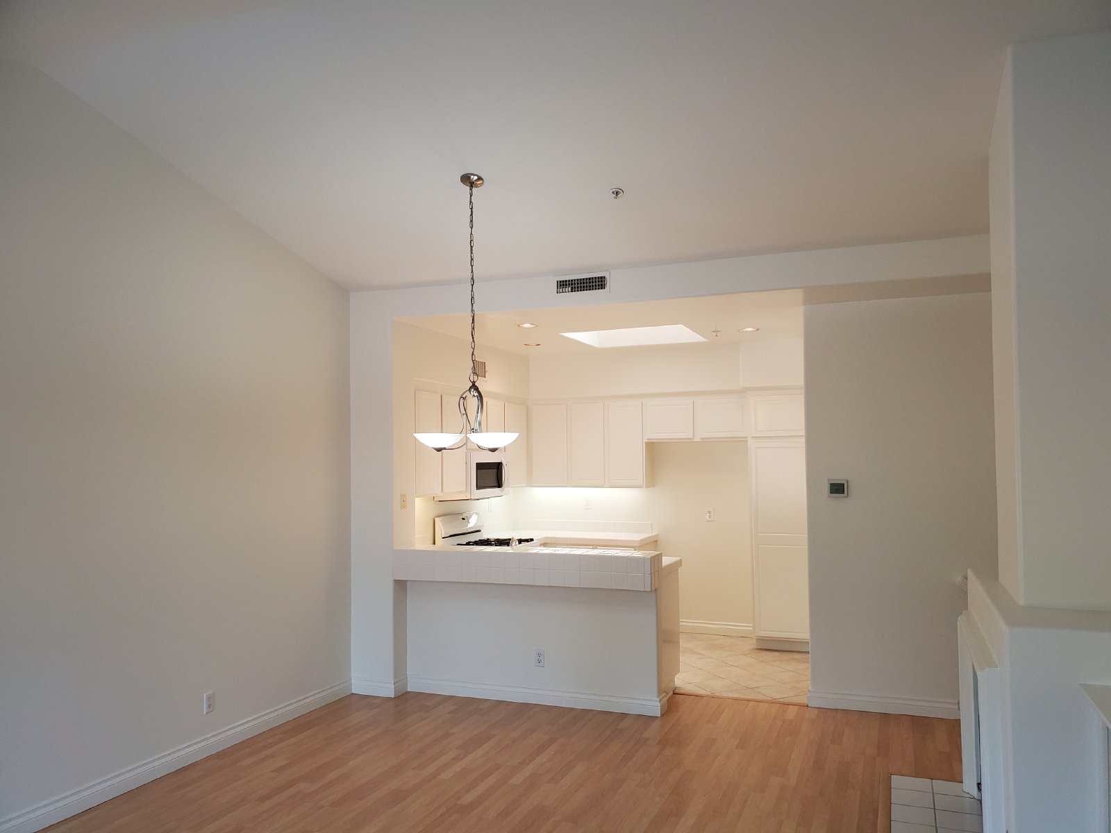Charming 1 Bedroom/1 Bath Condo with Loft property image
