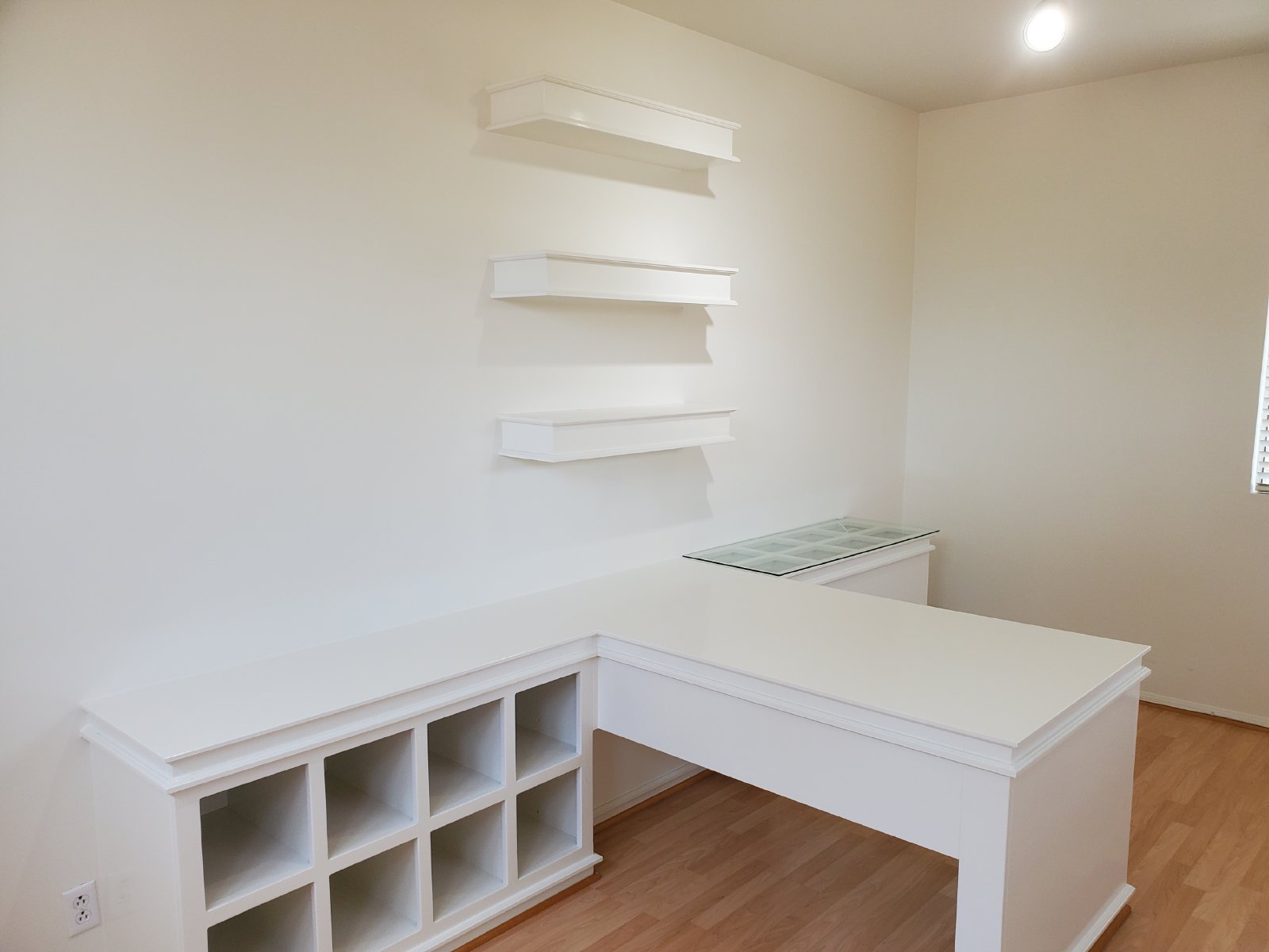 Charming 1 Bedroom/1 Bath Condo with Loft property image
