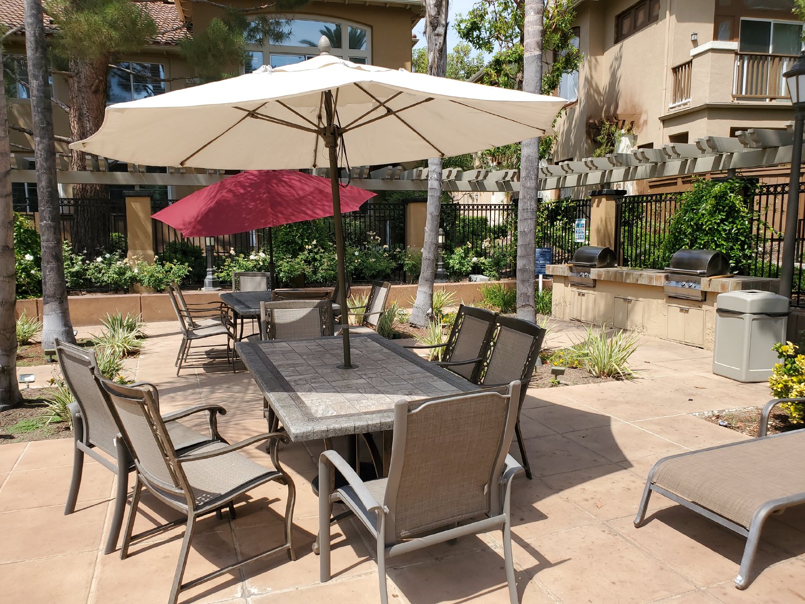 Charming 1 Bedroom/1 Bath Condo with Loft property image